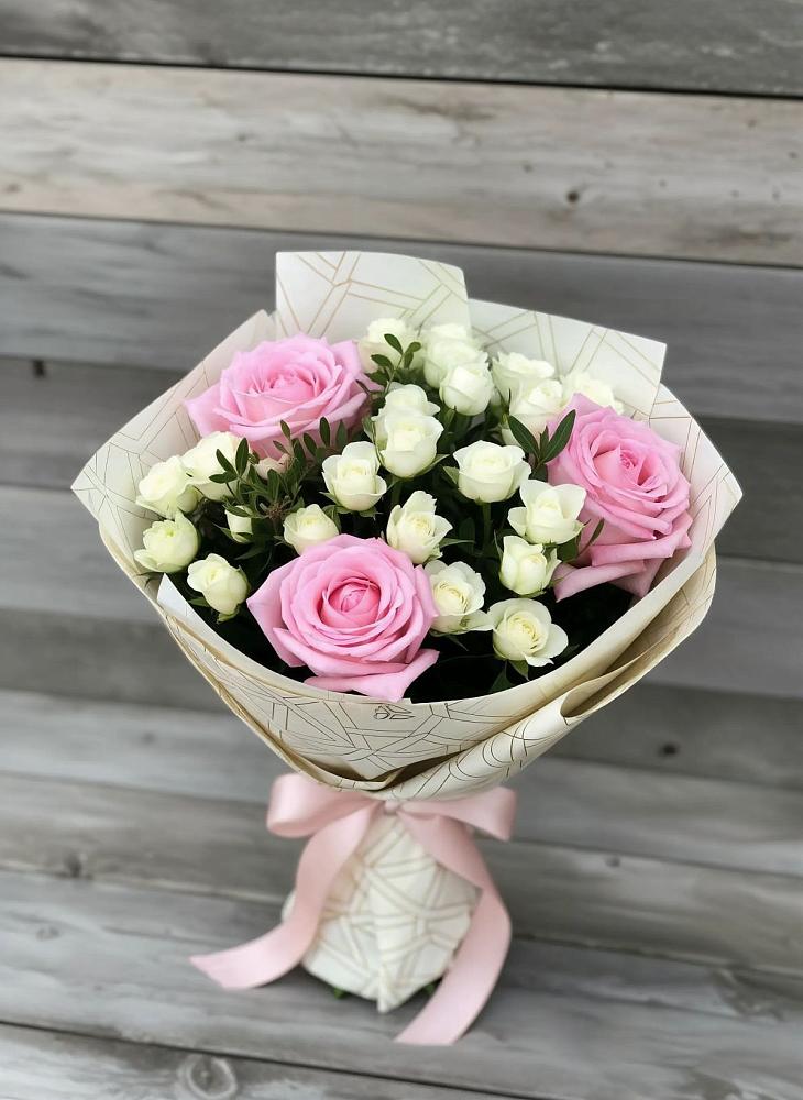 Букет цветов из: Розы в Явасе