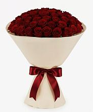 Букет 101 Бордовая роза Блэк Бакарра в Явасе