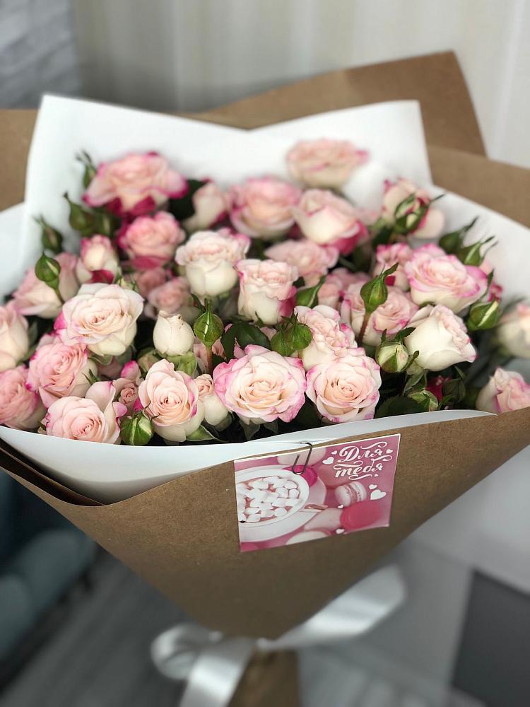 Букет цветов из: Розы в Явасе