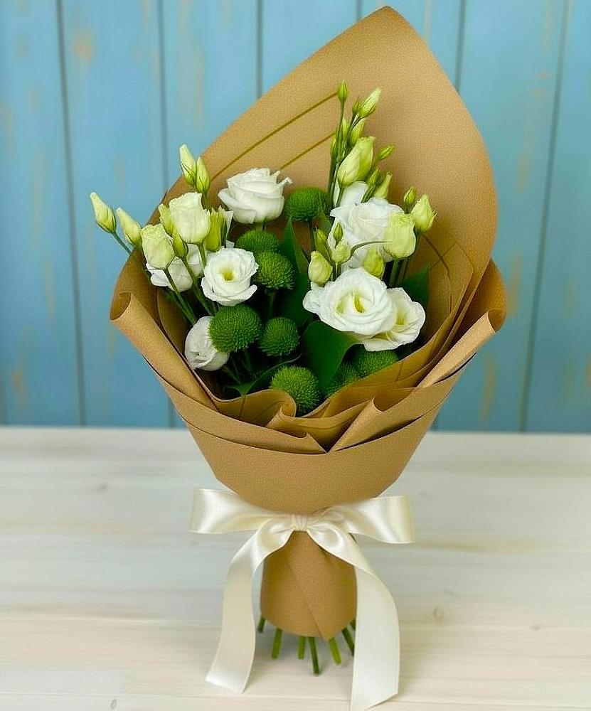 Букет цветов из: Хризантемы и Лизиантусы в Явасе