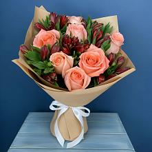 Букет цветов из:  Розы и Альстромерии #REPLACE_PRED# Явасе