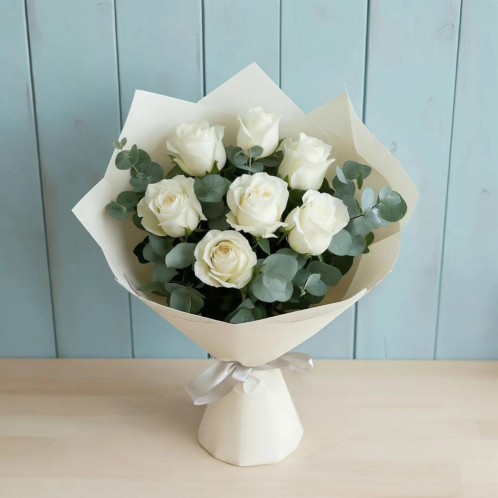 Букет Белые розы в Эвкалипте в Явасе