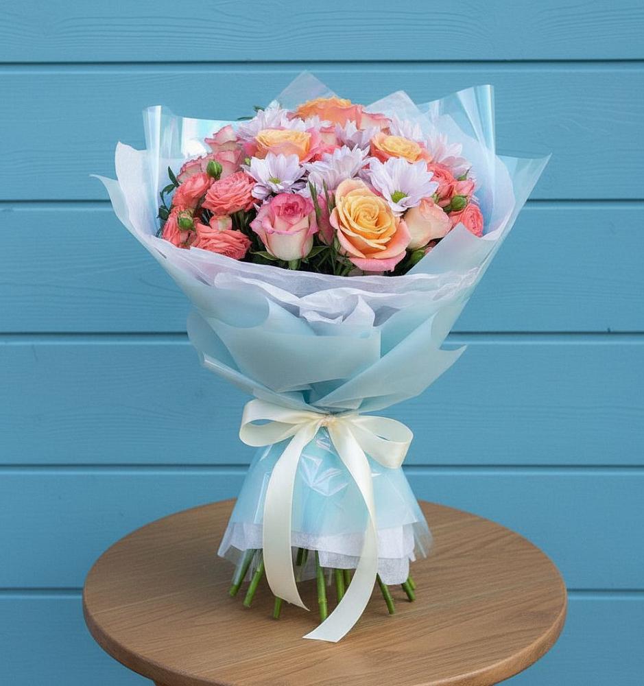 Букет цветов из: Хризантемы и Розы в Явасе