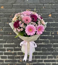 Букет цветов из:  Герберы и Хризантемы в Явасе